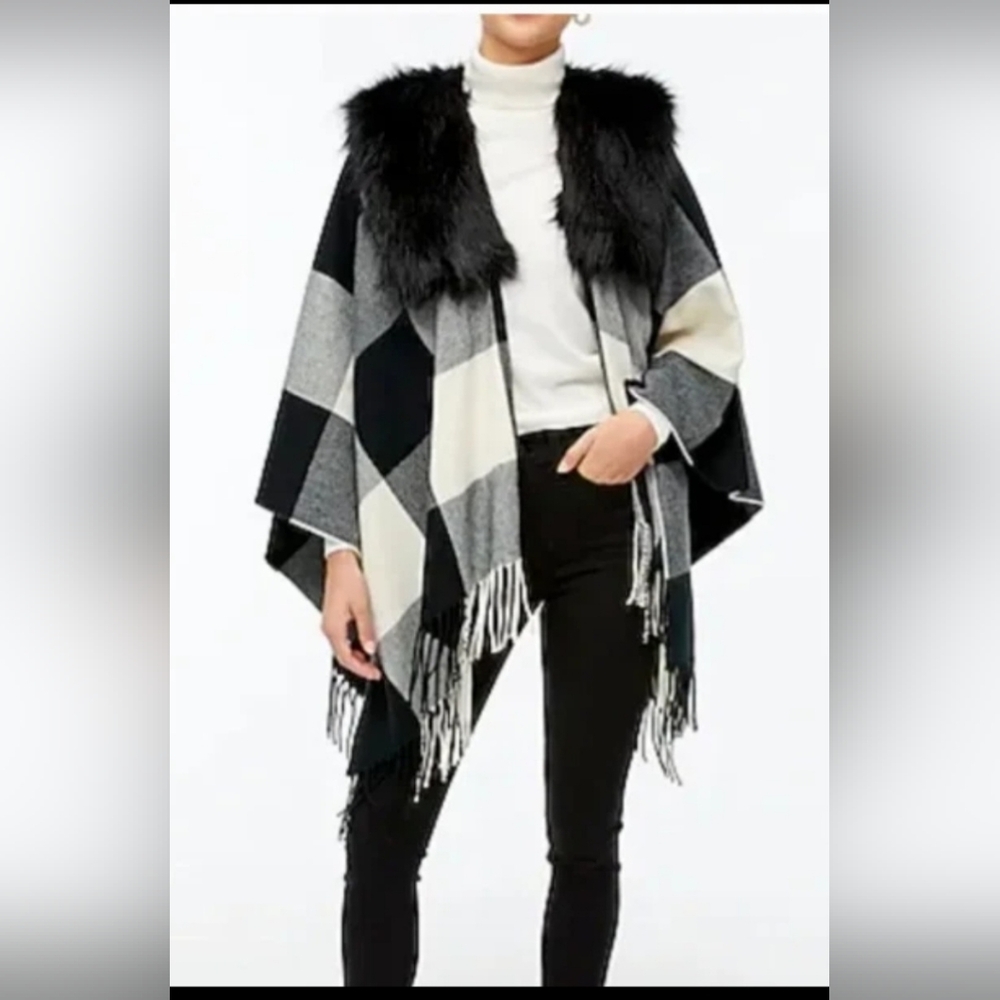 J.Crew Classic Black/Ivory Buffalo Plaid Faux Fur Cape Scarf Wrap‎ New With Tag